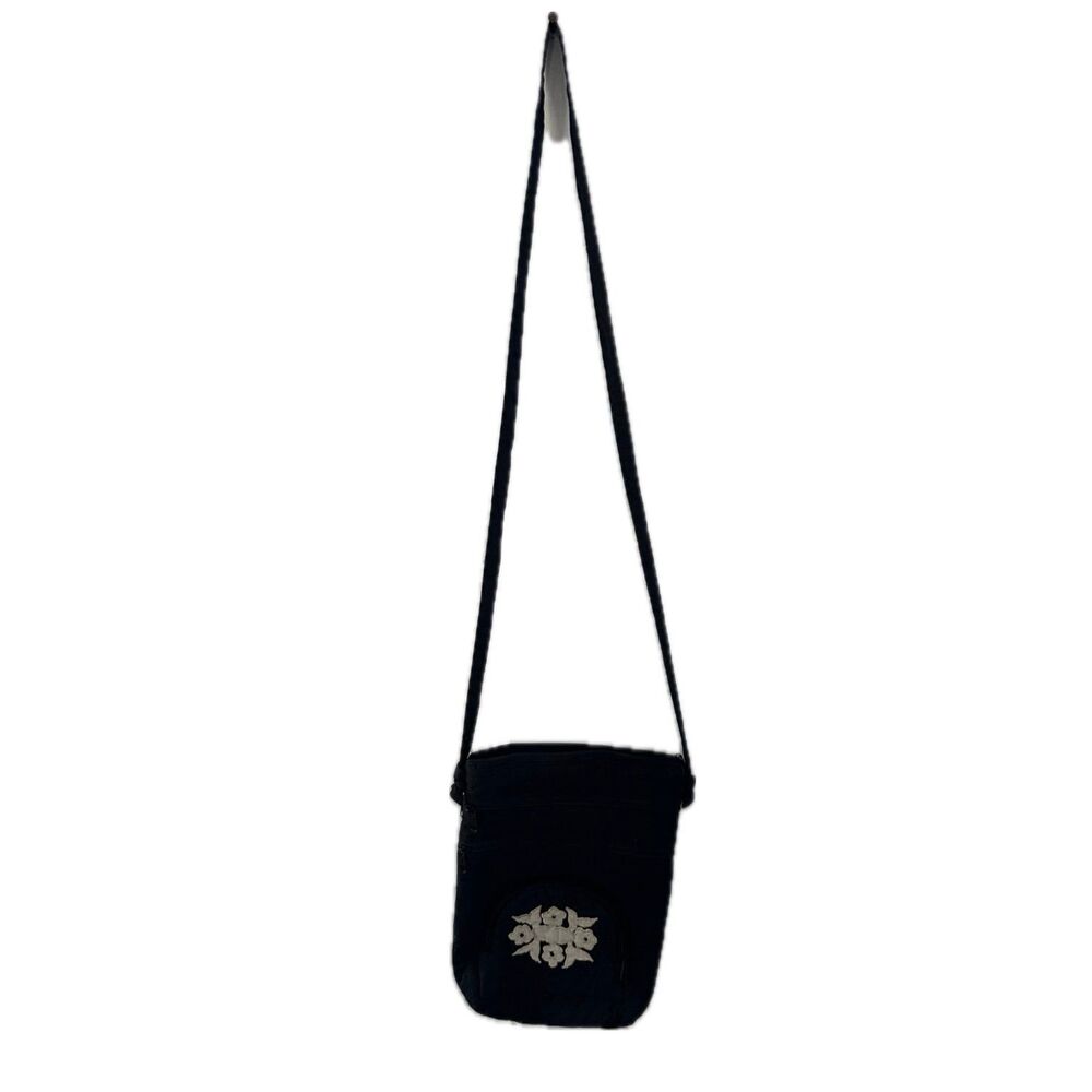 Hawaiian Queens Quilt Floral Embroidered Hand Stitched Zipper Crossbody Tote Bag